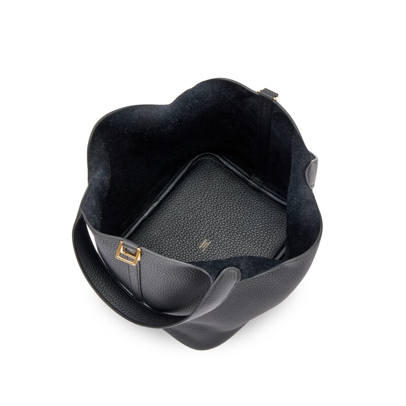 Hermès Black Clemence Picotin Lock 22 Gold Hardware - Image 6